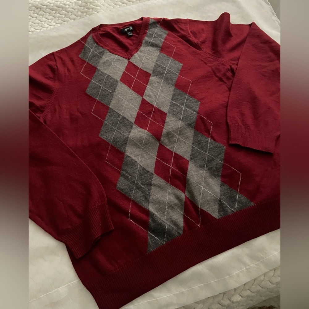 APT 9 Sweater